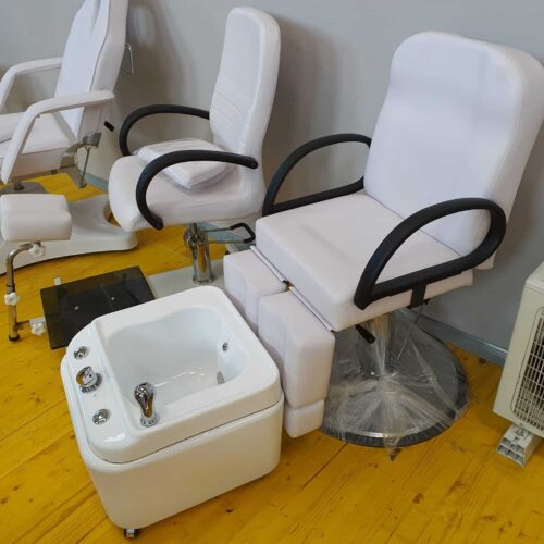 Pedikürebad für Schönheitstherapeuten mit Hydromassage, Farbtherapie, Fußdusche – Bild 2